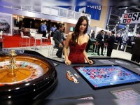 Нови семиноле казино, фантаси спрингс казино ватромет 2024, црвена казино хаљина