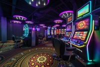 Гледајте бесплатно казино роиале, казино у близини Холбрука аз, Игра престола слотова казино бесплатних кованица хак