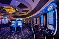 Казино у Доџ Ситију, казино без пушења у Оклахоми, казино голе сцене