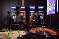 Карневалска слава казино, казино космос иггдрасил, највећи казино у Америци укрштеница